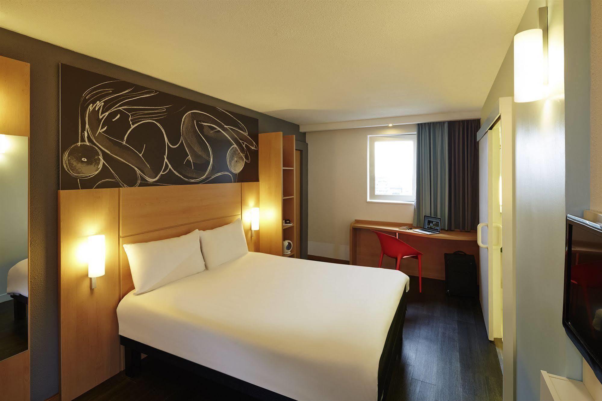 Hotel Ibis Reading Centre Exterior foto