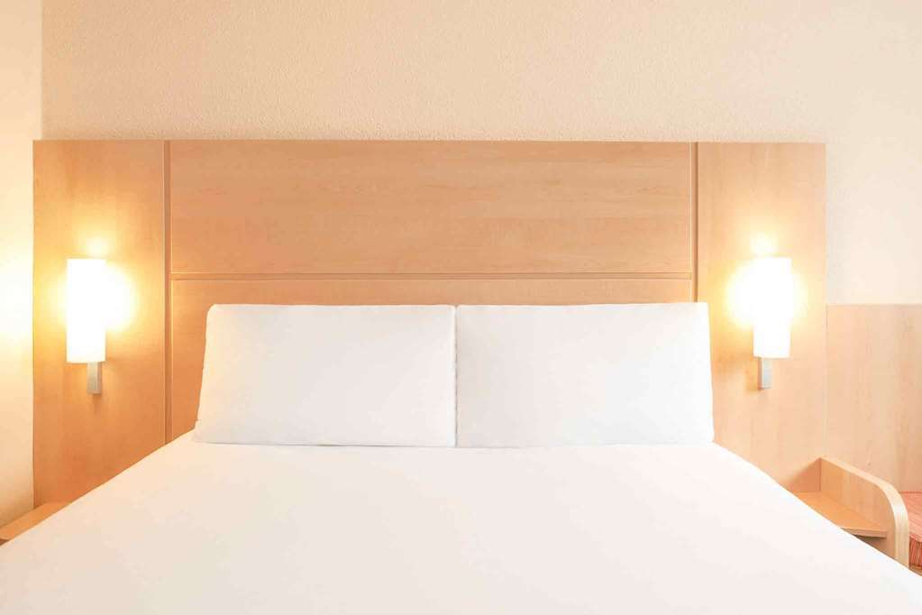 Hotel Ibis Reading Centre Zimmer foto