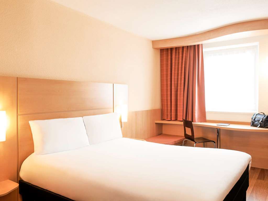 Hotel Ibis Reading Centre Zimmer foto
